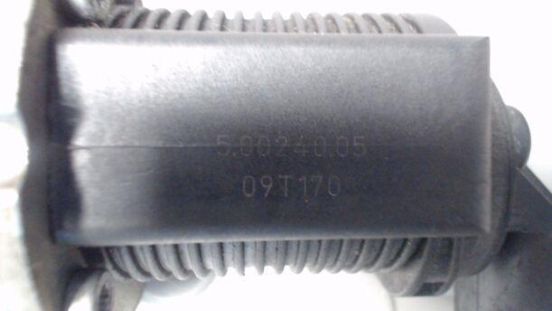 Foto: ABGASRÜCKFÜHRUNGSVENTIL eines Opel Astra 1.9 CDTI Caravan DPF Jeans