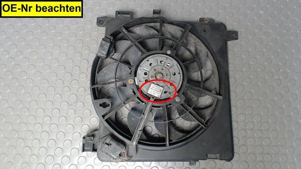 Foto: ELEKTROLÜFTER eines Opel Astra 1.9 CDTI Caravan DPF Jeans