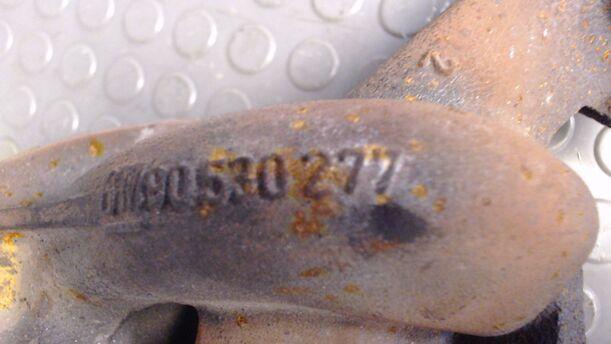 Foto: AUSPUFFKRÜMMER eines Opel Corsa 16V Jeans