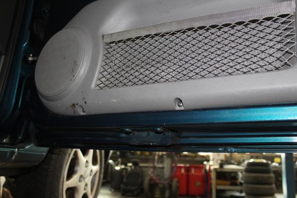 Foto: TÜR RECHTS eines Seat Arosa 1.0 MPI Jeans