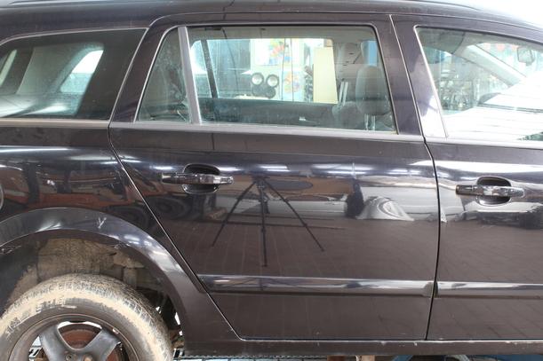 Foto: TÜR HINTEN RECHTS eines Opel Astra 1.9 CDTI Caravan DPF 255 541/Z24