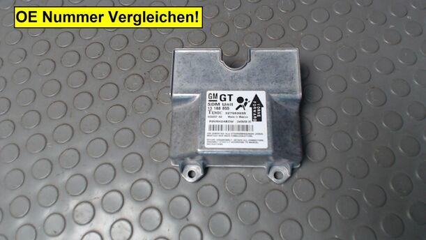 Foto: STEUERGERÄT AIRBAG eines Opel Astra 1.9 CDTI Caravan DPF 255 551/Z24