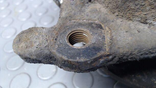 Foto: ACHSSCHENKEL VORN RECHTS eines Opel Astra 1.9 CDTI Caravan DPF 255 551/Z24