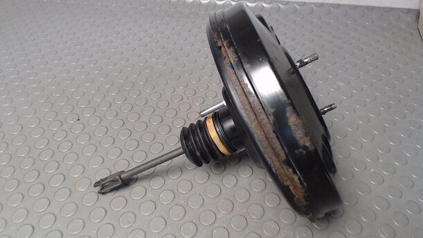 Foto: BREMSKRAFTVERSTÄRKER eines Opel Astra 1.9 CDTI Caravan DPF 255 551/Z24