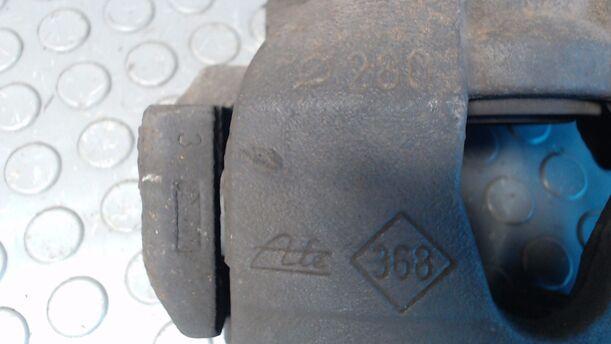 Foto: BREMSSATTEL VORN RECHTS eines Renault Scenic 1.5 dCi FAP