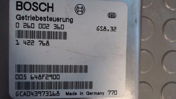 Foto: STEUERGERÄT AUTOMATIKGETRIEBE (EGS) eines BMW 523i 255 MC7