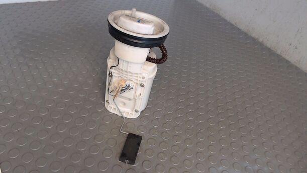 Foto: KRAFTSTOFFPUMPE eines VW Golf 1.4 255 562/Z04