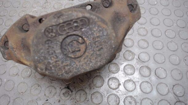Foto: BREMSSATTEL VORN GIRLING eines VW Caravelle GL 255 541/Z24