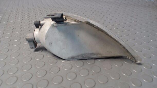 Foto: BLINKER LINKS eines Ford Galaxy 16V 255 562/Z04