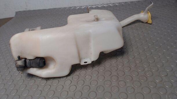 Foto: SCHEIBENWASCHBEHÄLTER eines Ford Galaxy 16V 255 562/Z04