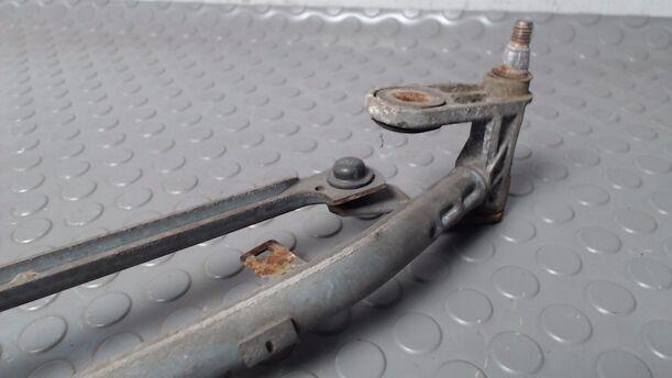 Foto: SCHEIBENWISCHERGESTÄNGE eines Ford Galaxy 16V 255 562/Z04