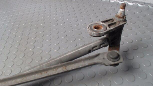 Foto: SCHEIBENWISCHERGESTÄNGE eines Ford Galaxy 16V 255 562/Z04