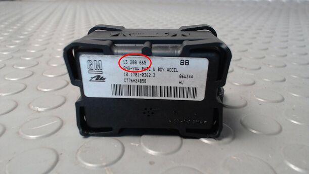 Foto: DREHRATENSENSOR ESP eines Opel Astra 1.9 CDTI Caravan DPF 255 551/Z24