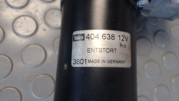 Foto: SCHEIBENWISCHERMOTOR VORN eines Peugeot 307 110
