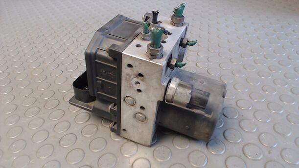 Foto: HAUPTBREMSAGGREGAT ABS eines Peugeot 307 110