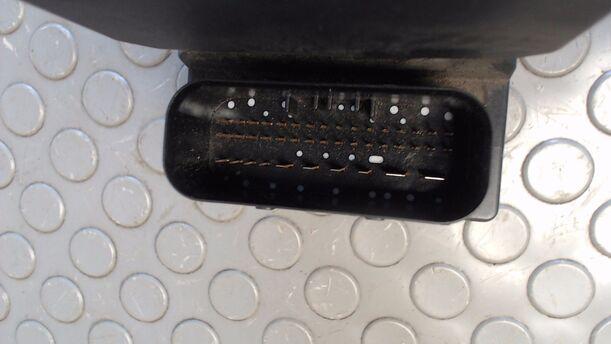 Foto: HAUPTBREMSAGGREGAT ABS eines Peugeot 307 110