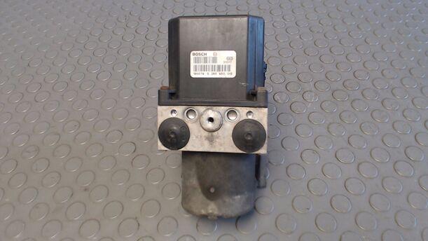 Foto: HAUPTBREMSAGGREGAT ABS eines Peugeot 307 110