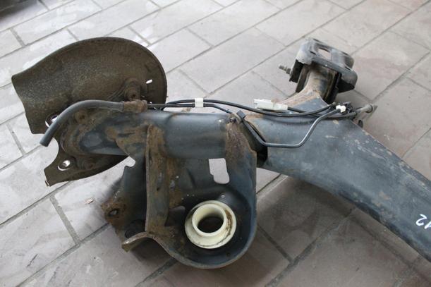 Foto: HINTERACHSE eines Peugeot 307 110