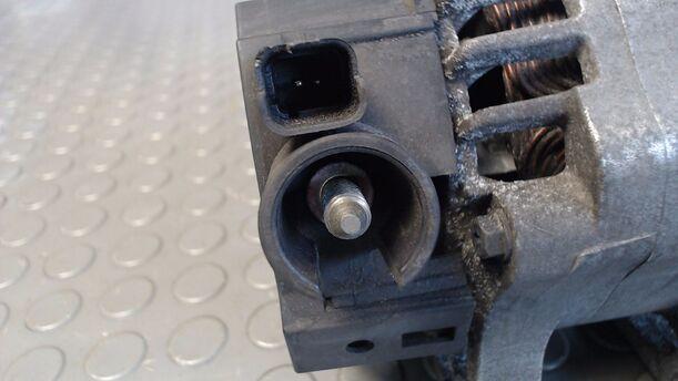 Foto: LICHTMASCHINE DENSO eines Peugeot 307 110 GL