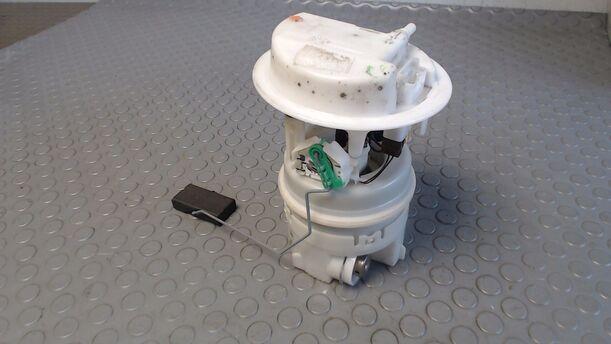 Foto: KRAFTSTOFFPUMPE eines Peugeot 307 110 GL