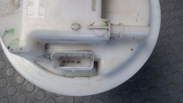 Foto: KRAFTSTOFFPUMPE eines Peugeot 307 110 GL