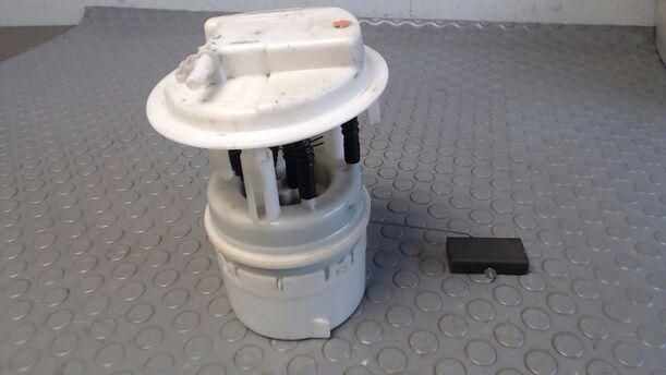 Foto: KRAFTSTOFFPUMPE eines Peugeot 307 110 GL