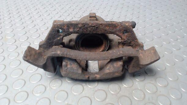 Foto: BREMSSATTEL VORN LINKS eines Mercedes-Benz A 140 255 562/Z04