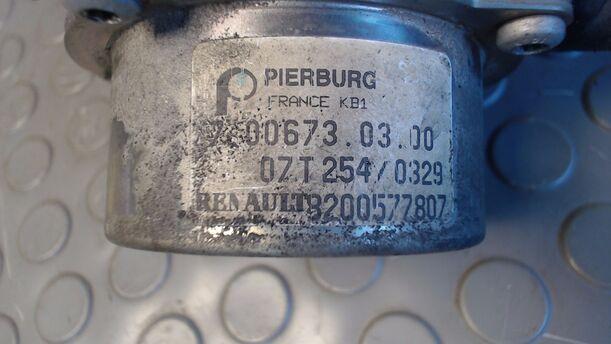 Foto: VAKUUMPUMPE eines Renault Scenic 1.5 dCi FAP