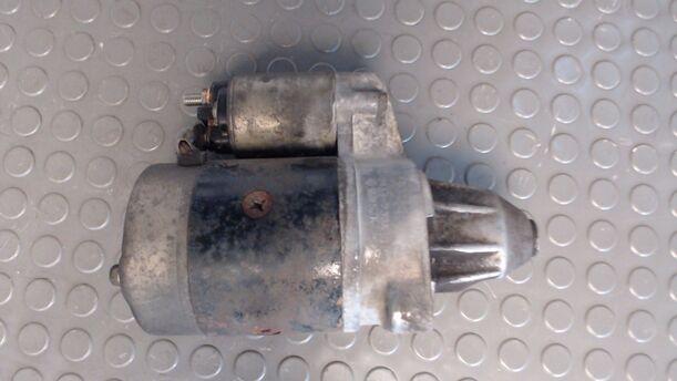 Foto: ANLASSER / STARTER eines Volvo 740