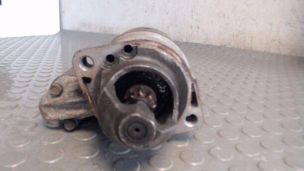 Foto: ANLASSER / STARTER eines Volvo 740