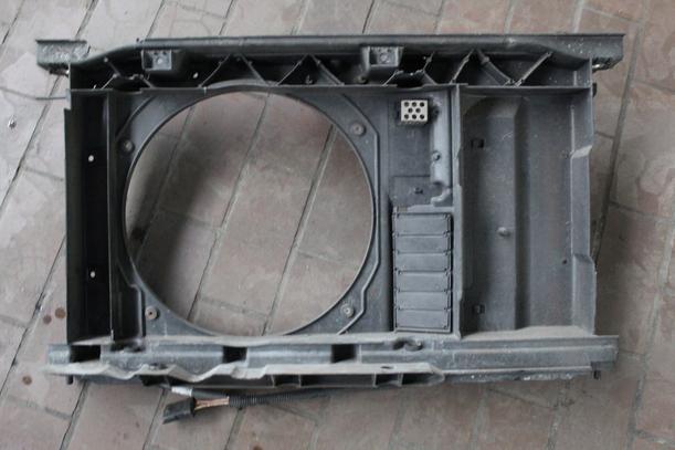 Foto: SCHLOSSTRÄGER eines Peugeot 307 110