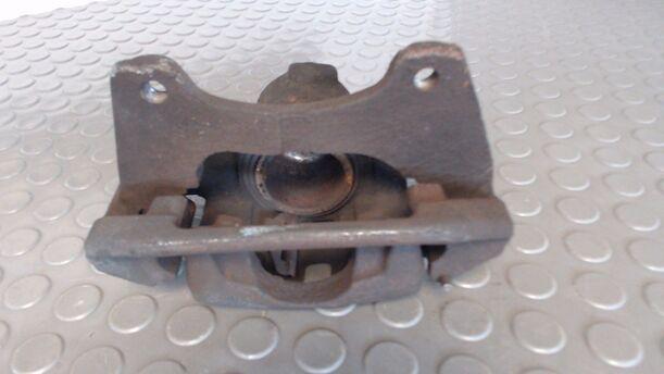 Foto: BREMSSATTEL VORN LINKS eines Fiat Punto 1.2 8V GL
