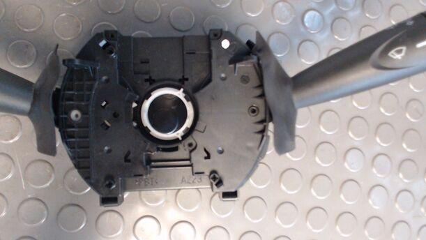 Foto: KOMBISCHALTER / LENKSTOCKSCHALTER eines Fiat Punto 1.2 8V GL