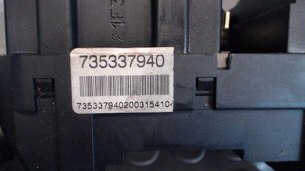 Foto: KOMBISCHALTER / LENKSTOCKSCHALTER eines Fiat Punto 1.2 8V GL