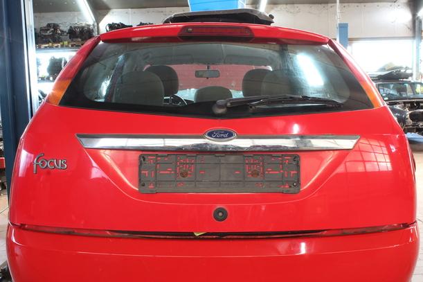 Foto: HECKKLAPPE/ HECKDECKEL eines Ford Focus GL