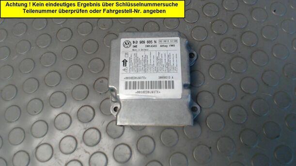 Foto: STEUERGERÄT AIRBAG eines VW Golf 2.0 SDI 7DC 2H2