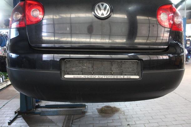 Foto: STOSSFÄNGER/ STOßSTANGE HINTEN eines VW Golf 2.0 SDI 7DC 2H2