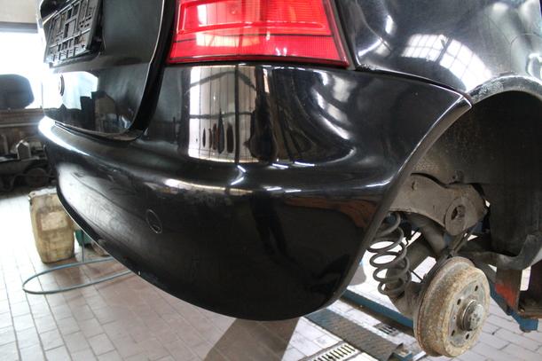 Foto: STOSSFÄNGER/ STOßSTANGE HINTEN eines Mercedes-Benz A 140 L