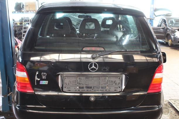Foto: HECKKLAPPE/ HECKDECKEL eines Mercedes-Benz A 140 L