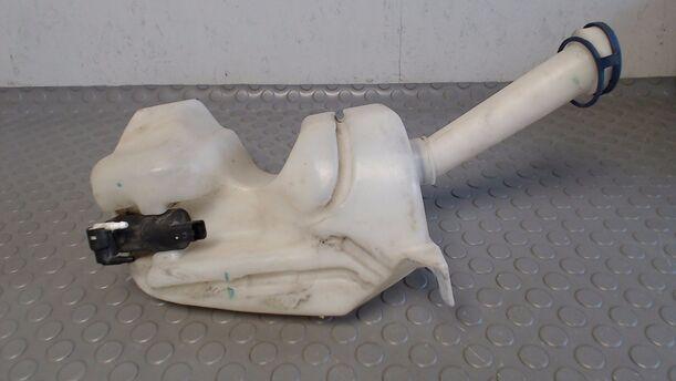 Foto: SCHEIBENWASCHBEHÄLTER eines Citroen Xsara Coupe 1.4
