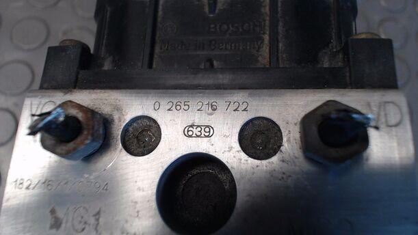Foto: HAUPTBREMSZYLINDER ABS eines Citroen Xsara Coupe 1.4