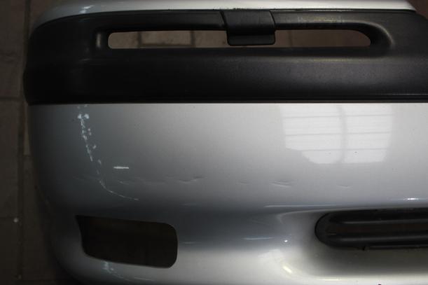 Foto: STOSSFÄBGER/STOßSTANGE VORN eines Opel Sintra 2.2 16V