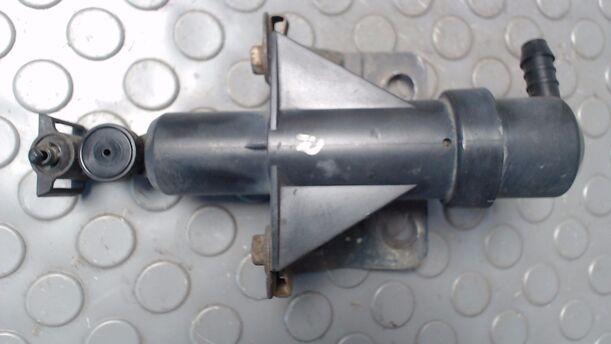Foto: WASCHDÜSE SCHEINWERFERREINIGUNG RECHTS eines Opel Sintra 2.2 16V LX