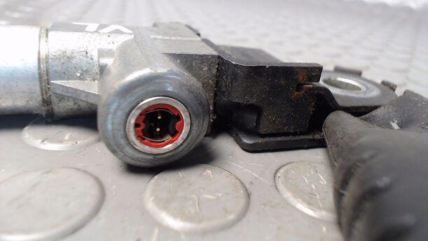 Foto: GURTSTRAFFER VORN LINKS eines Opel Sintra 2.2 16V LX