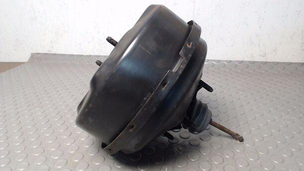 Foto: BREMSKRAFTVERSTÄRKER eines Opel Sintra 2.2 16V LX