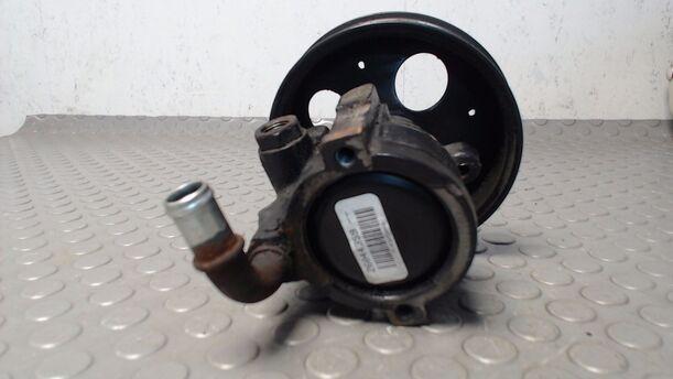 Foto: PUMPE SERVOLENKUNG eines Opel Sintra 2.2 16V LX