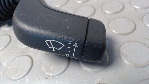 Foto: SCHEIBENWISCHERSCHALTER eines Opel Sintra 2.2 16V LX