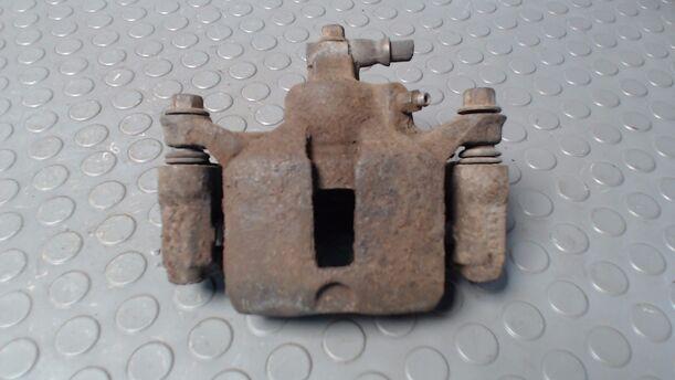 Foto: BREMSSATTEL HINTEN RECHTS eines Opel Sintra 2.2 16V LX