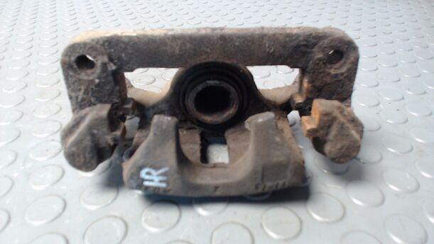 Foto: BREMSSATTEL HINTEN RECHTS eines Opel Sintra 2.2 16V LX