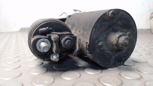 Foto: ANLASSER / STARTER BOSCH eines Opel Sintra 2.2 16V LX